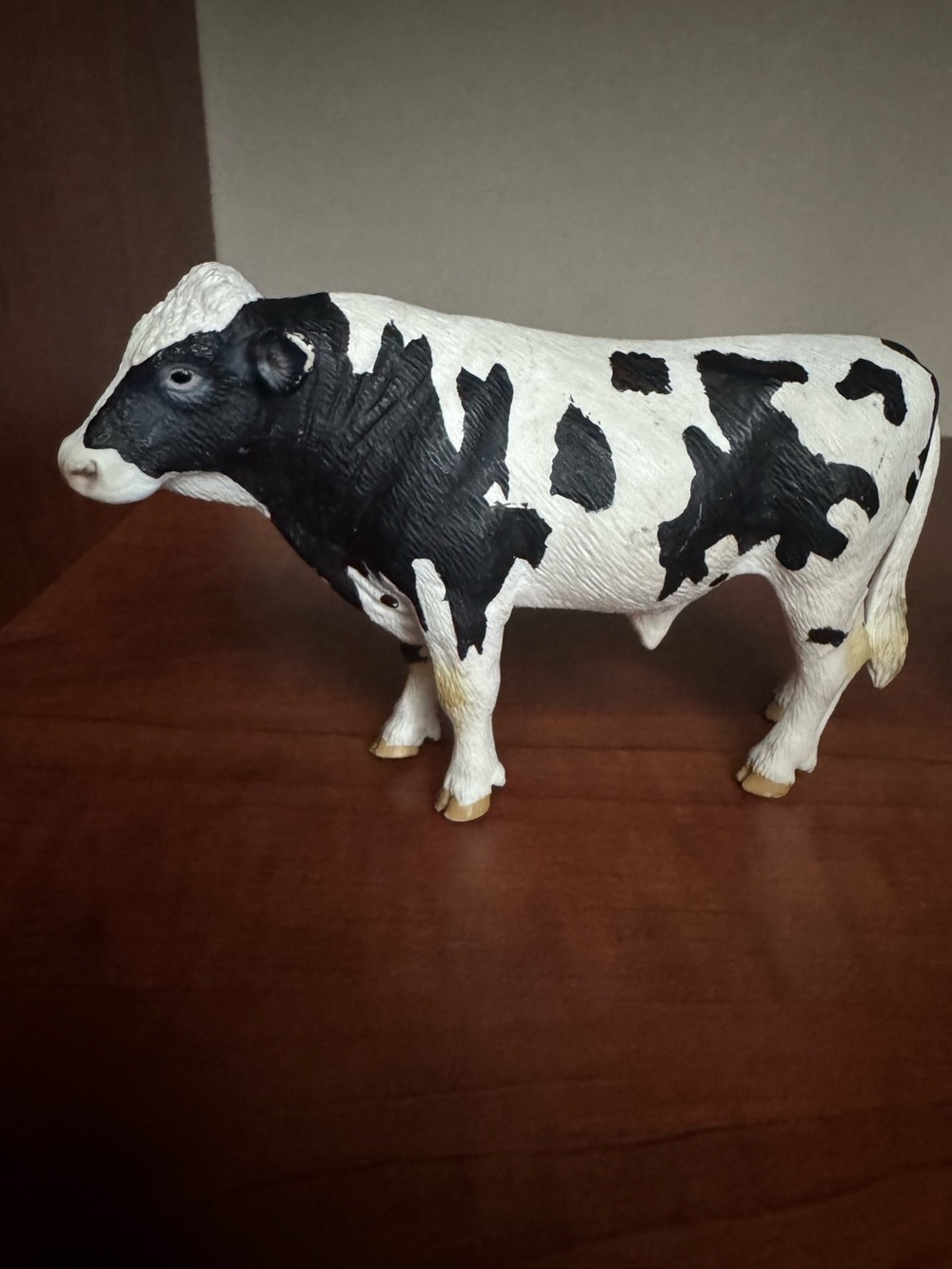 Schleich 13796 Farm World Holstein Bull Cow Toy Figure Retired